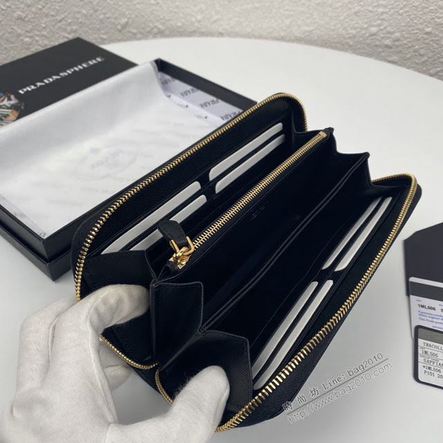 prada包包 普拉達專櫃最新爆款手提女包 1BA049 prada大號風琴包  pyd2214